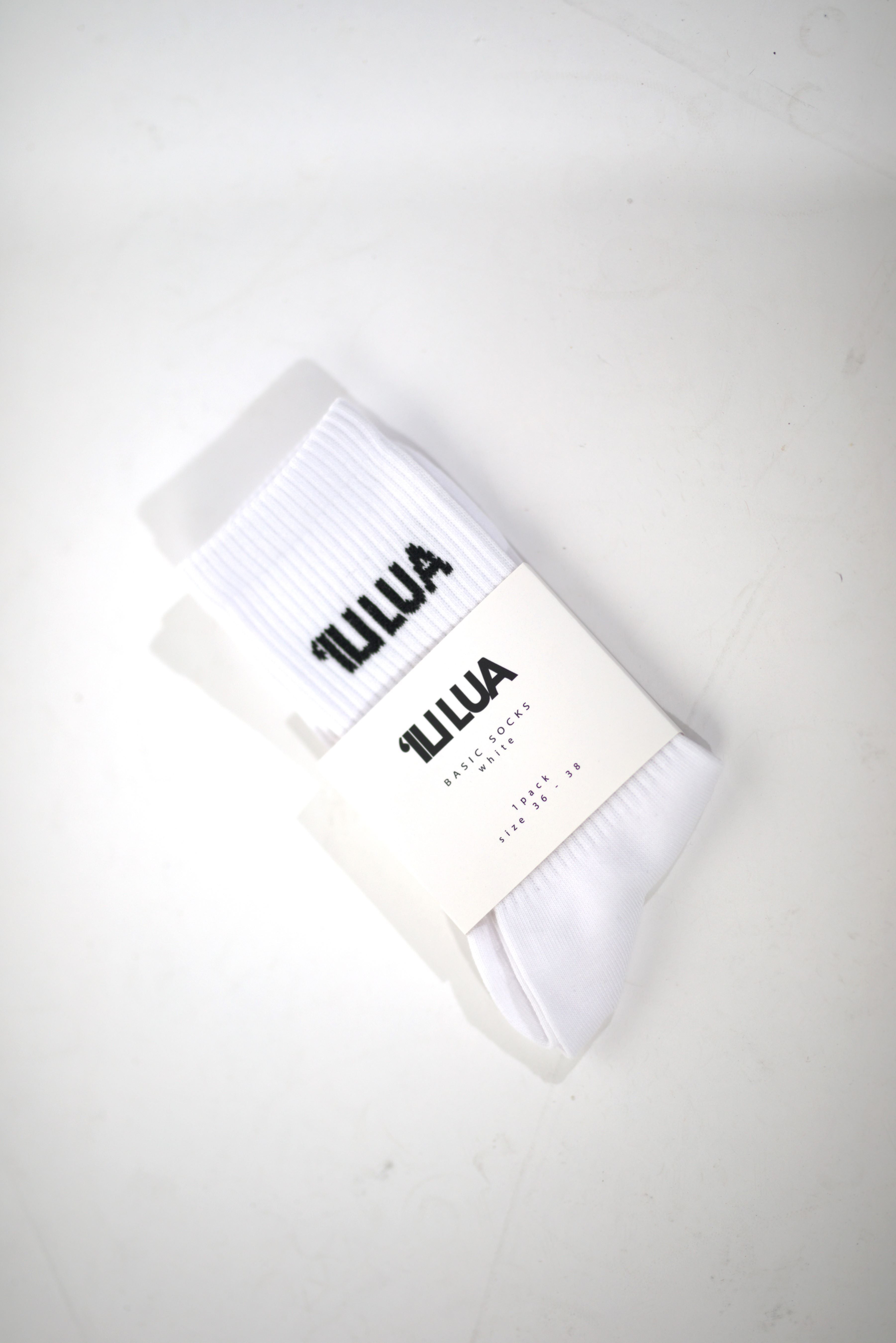 BASIC SOCKS - WHITE/BLACK